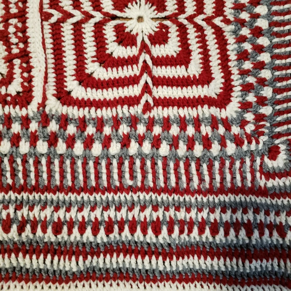 Vintage Quilt Afgan Throw Red Grey White68" × 44" in  New - Picture 8 of 14